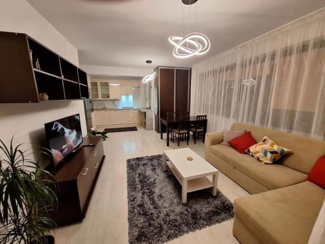 Apartament 3 camere, zona Aviatiei