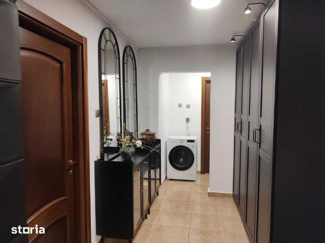 Apartament 3 camere | Zona Gorjului | decomandat | metrou