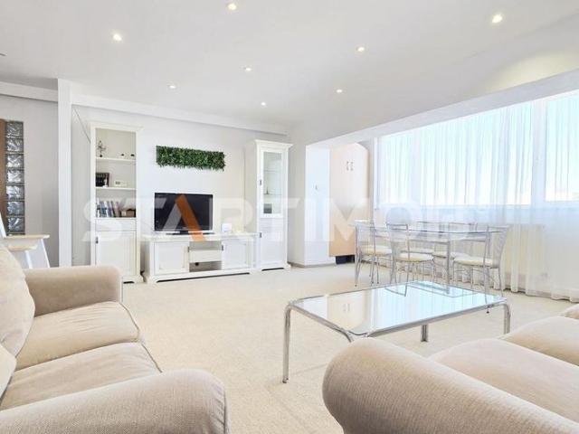Apartament 3 camere zona Grivitei