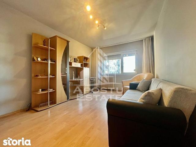 Apartament 3 camere, zona Fortuna