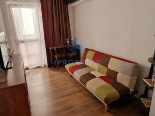 Apartament 3 Camere zona Mosilor cu centrala proprie