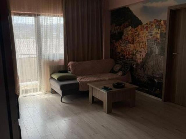 Apartament 3 camere zona Stejarului