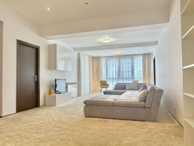 Apartament 3 camere, zona Parc Herastrau