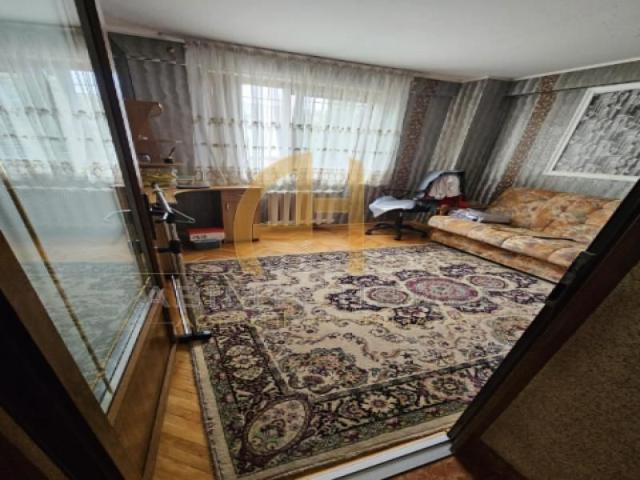 Apartament 3 camere, zona Primaverii cofetaria Rida, Botosani