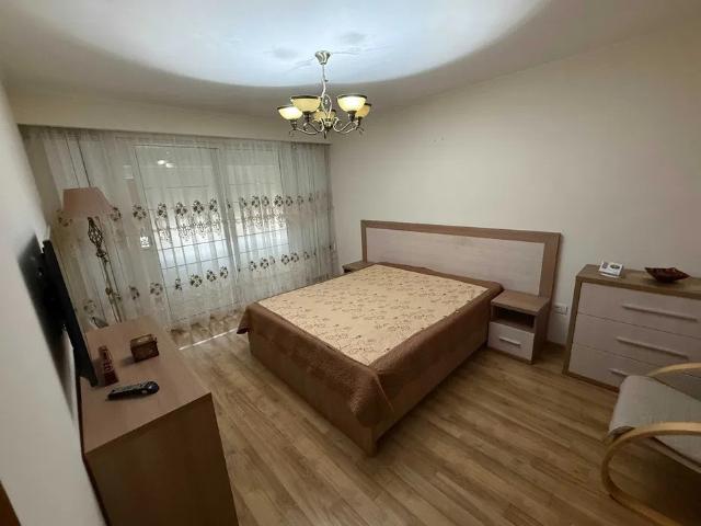 APARTAMENT 3 CAMERE | ZONA VICTORIA TOMIS 2 | PRIMA INCHIRIERE| TERMEN LUNG