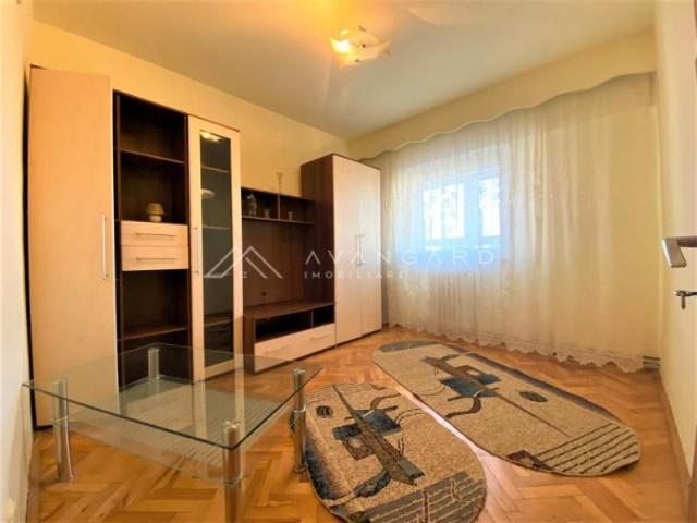 Apartament 3 camere, Zorilor, str.Observatorului, decomandat, 2 bai, balcon
