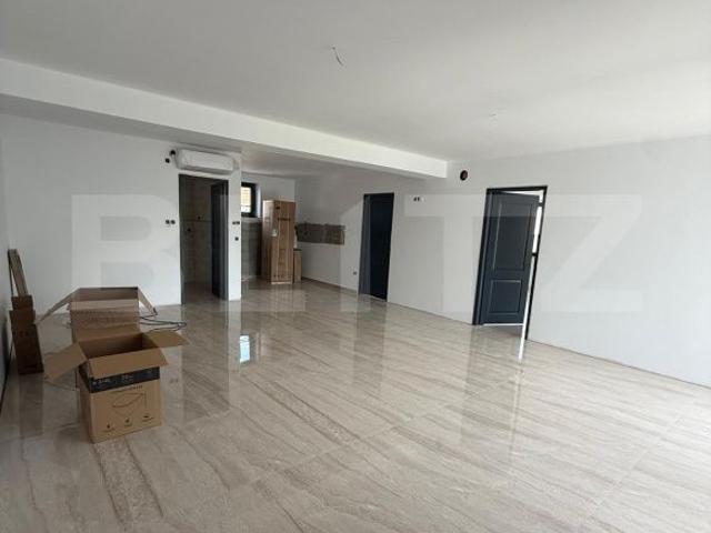 Apartament 3 camere, 100 mp, zona Central