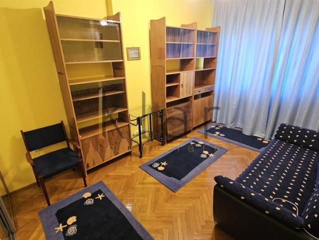 Apartament 3 camere 100mp,decomandat Hasdeu 500m de UMF