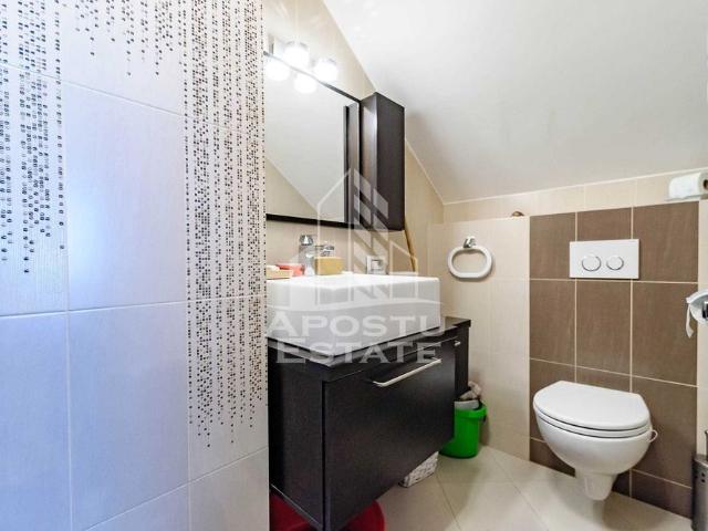 Apartament 3 camere, 108 mp utili, Uta