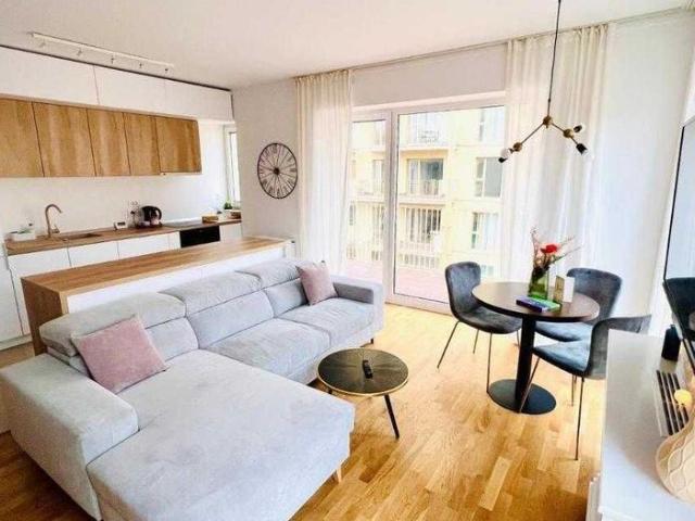 Apartament 3 camere, 2 bai Marmura Residence, parcare inclusa