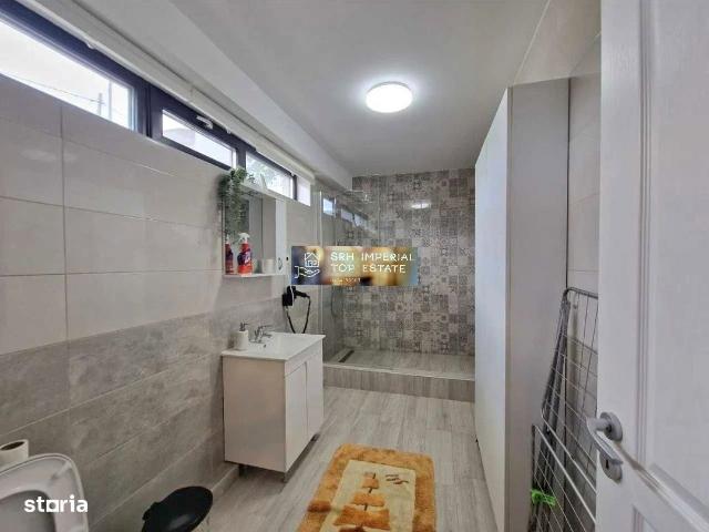 Apartament 3 camere 2 bai cu Piscina la 100 m de plaja Mamaia Nord