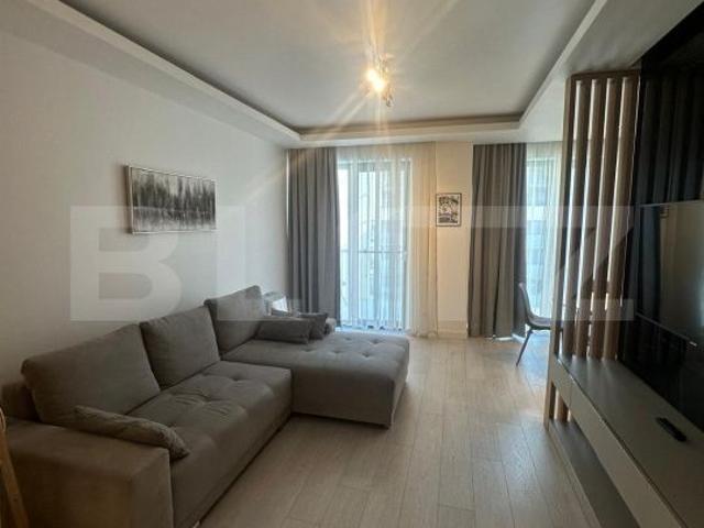 Apartament 3 camere, 2 bai, lux, parcare subterana, complex Vivido Iul
