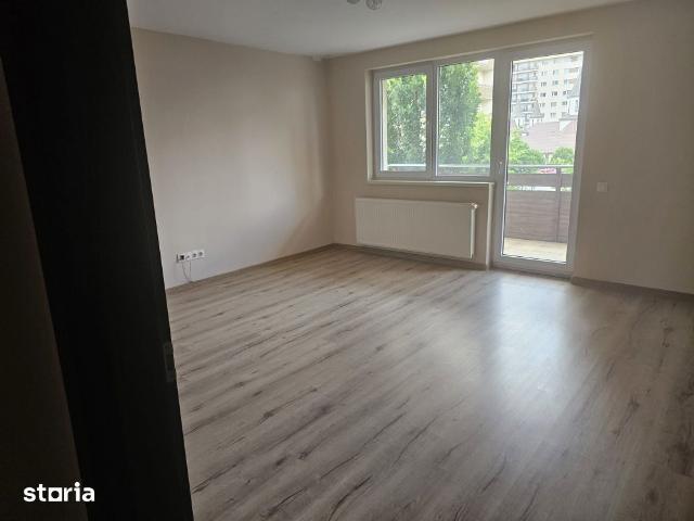 Apartament 3 Camere 2 bai Urban 100m de Mall Coresi