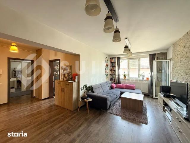 Apartament 3 camere, 2 bai, 2 parcari+boxe depozitare Andrei Muresanu
