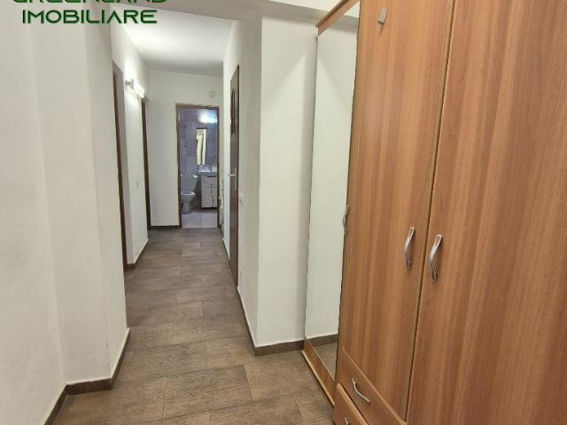 Apartament 3 camere, 2 bai, 73 mp, DECOMANDAT, bloc 1987, Nicolina
