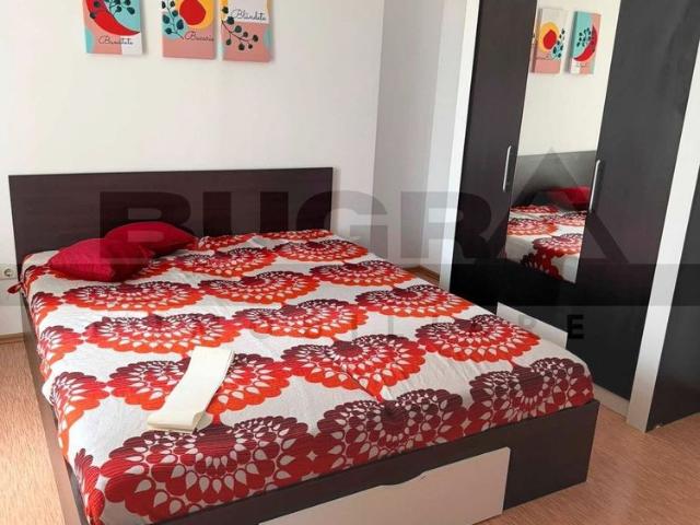 Apartament 3 camere, 2 bai, 96mp, loc de parcare, zona Campului