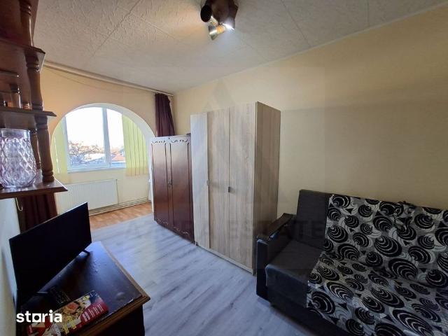 Apartament 3 camere 2 dormitoare 72 mp etaj 2 balcoane zona Terezian