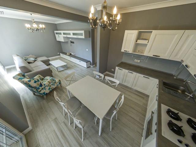 Apartament 3 camere, Dumbravita Aradului!