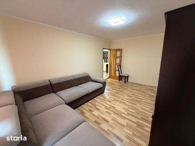 Apartament 3 camere 65 mp ~ etaj 3, zona Dumbrava Nord