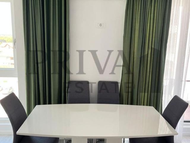 Apartament 3 camere, 65 mp, etaj 4, Campeador/Vox