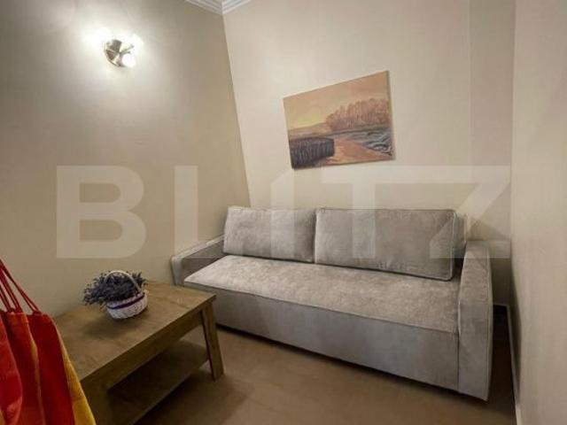 Apartament 3 camere, 65 mp, scara interioara si curte Ciuperca 1 Mai