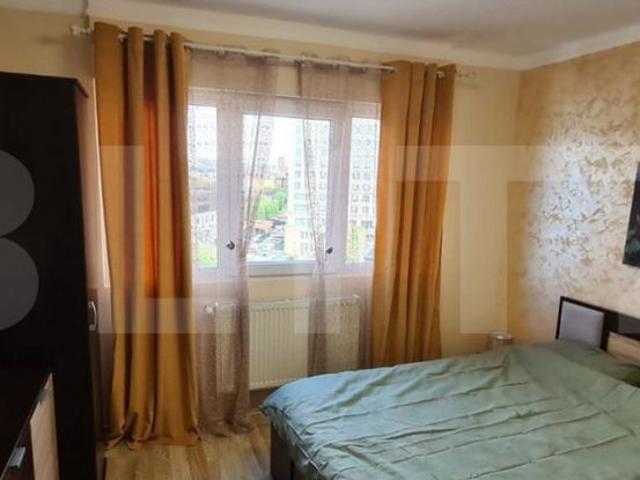 Apartament 3 camere, 65 mp, zona Palas