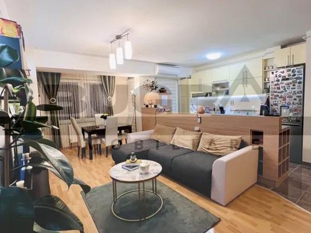 Apartament 3 camere, 67 mp, parcare, boxa, zona Dorobantilor