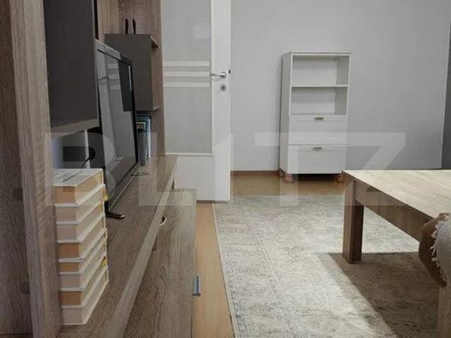 Apartament 3 camere, 75 mp, decomandat, Micro 6