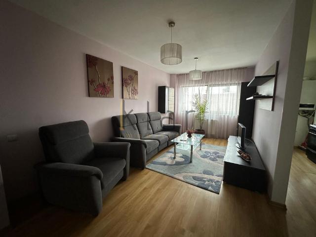 Apartament 3 camere 75mp, Centru, zona Closca