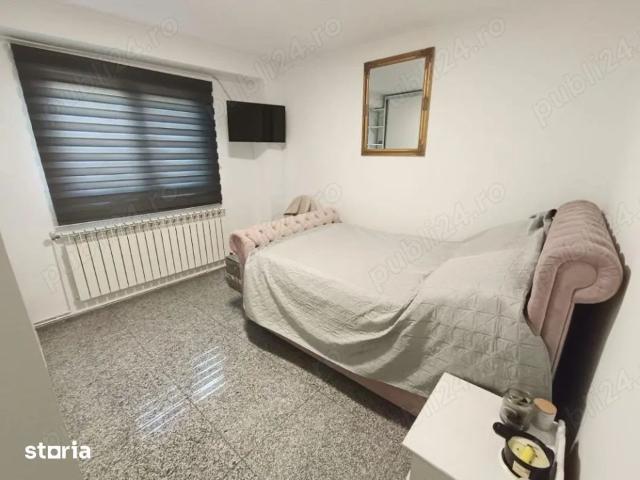 Apartament 3 camere, 70 mp, balcon, parcare, zona Iulius Mall