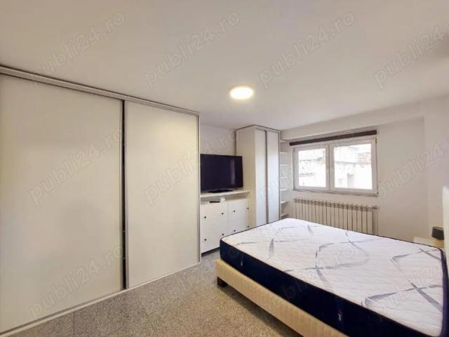 Apartament 3 camere, 70 mp, balcon, parcare, zona Iulius Mall