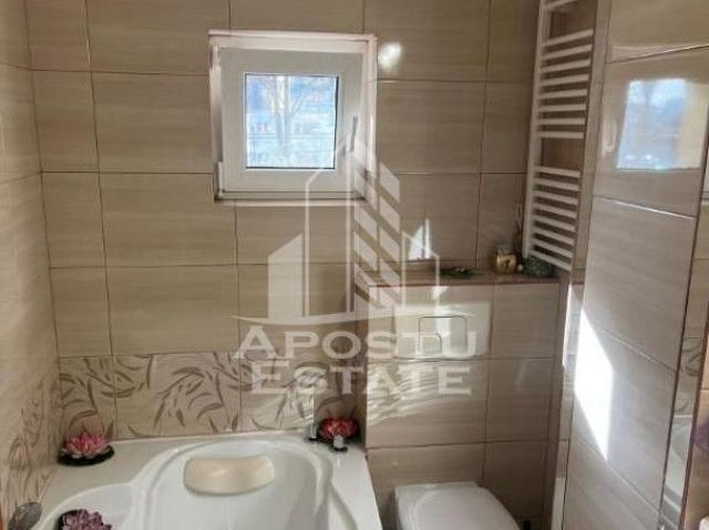 Apartament 3 camere 70 mp Calea Aradului, centrala propri.