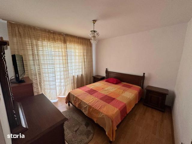 Apartament 3 Camere 70 mp 2 balcoane