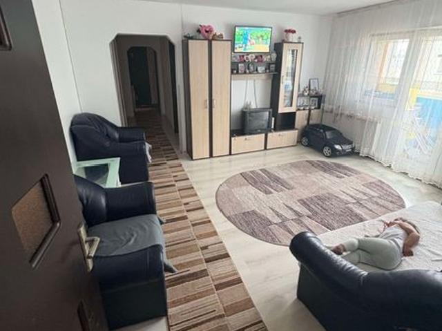 Apartament 3 camere