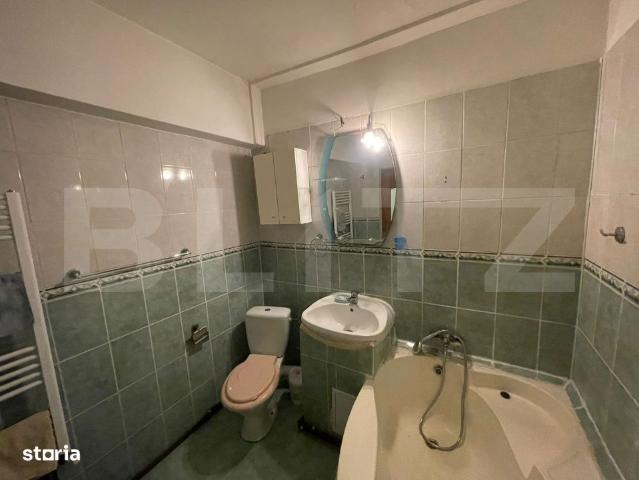 Apartament 3 camere, 73 mp totali, zona 1 Mai Pelendava