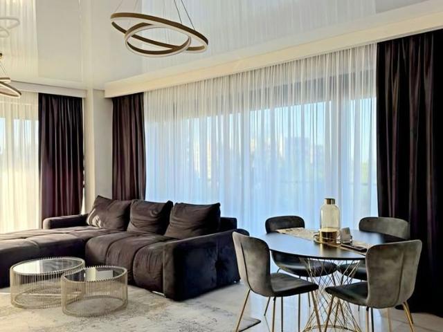 Apartament 3 camere 95 mp Incalzire pardoseala