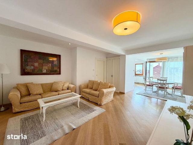 Apartament 3 camere, 90 mp cu parcare subterană Calea Dumbravii