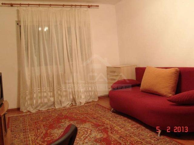 Apartament 3 CD, Nicolina 2