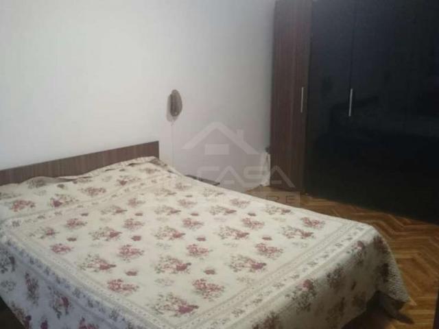 Apartament 3 CD, Rond Podu Ros