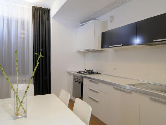 Apartament 4 camere, mobilat și utilat complet, zona Băneasa