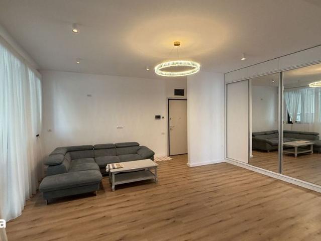 Apartament 4 camere cu curte aproape de British School