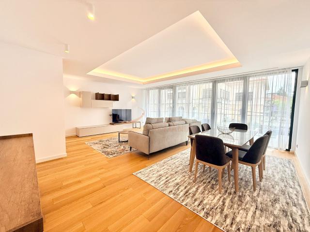 Apartament, 4 camere cu loc parcare subteran inclus, Bucuresti / Sector 1 / Primaverii
