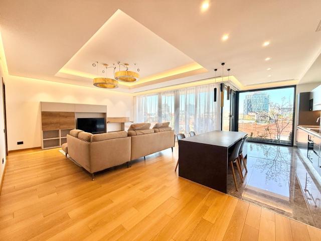 Apartament, 4 camere cu loc parcare subteran inclus, Bucuresti / Sector 1 / Primaverii