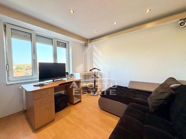 Apartament 4 camere, centrala proprie, 100Mp, Zona Doroba.