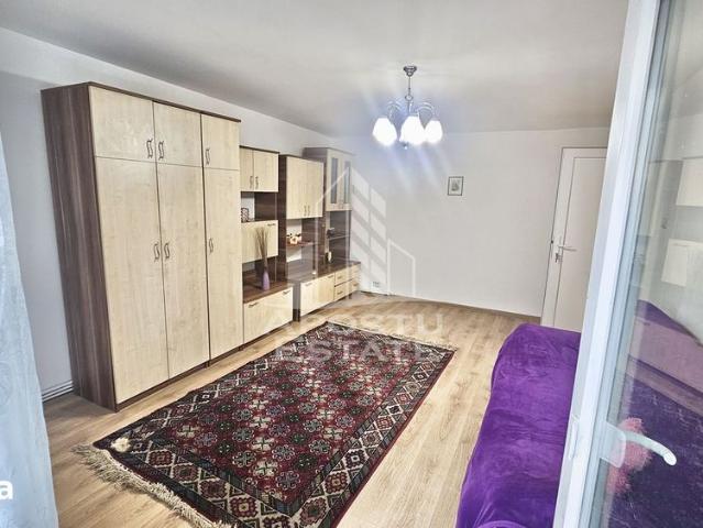 Apartament 4 camere, centrala proprie, PetFriendly, Calea Sagului