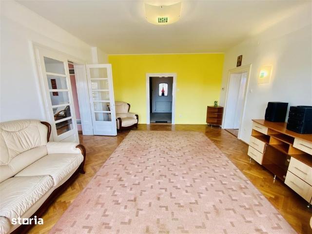 Apartament 4 camere de închiriat 150 mp Parcul Sub Arini