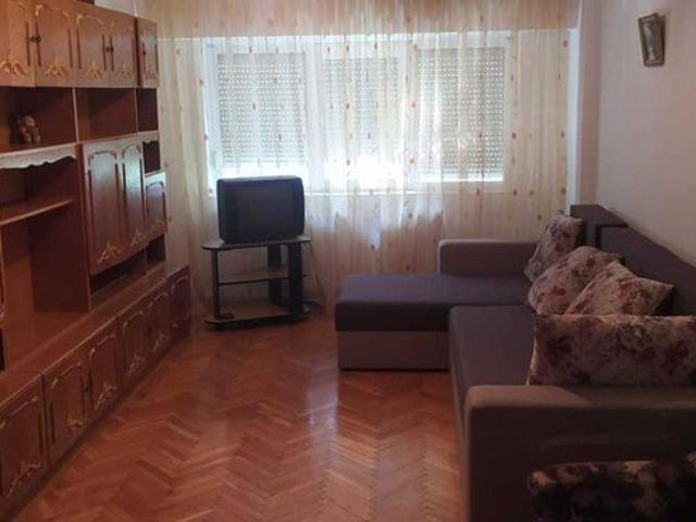 Apartament 4 camere de inchiriat