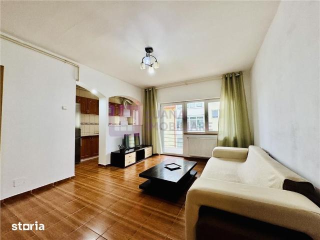 Apartament 4 camere de inchiriat | 2 bai | 2 balcoane | Strand 2 |