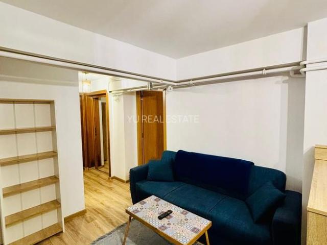 Apartament 4 camere de închiriat – zona Trocadero, str. Poporului