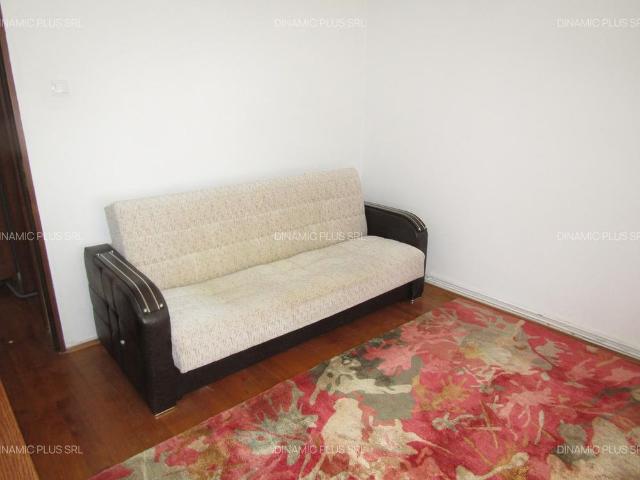 Apartament 4 camere de închiriat – Cartier Ștrand, str. Bârsei, etaj 2/4